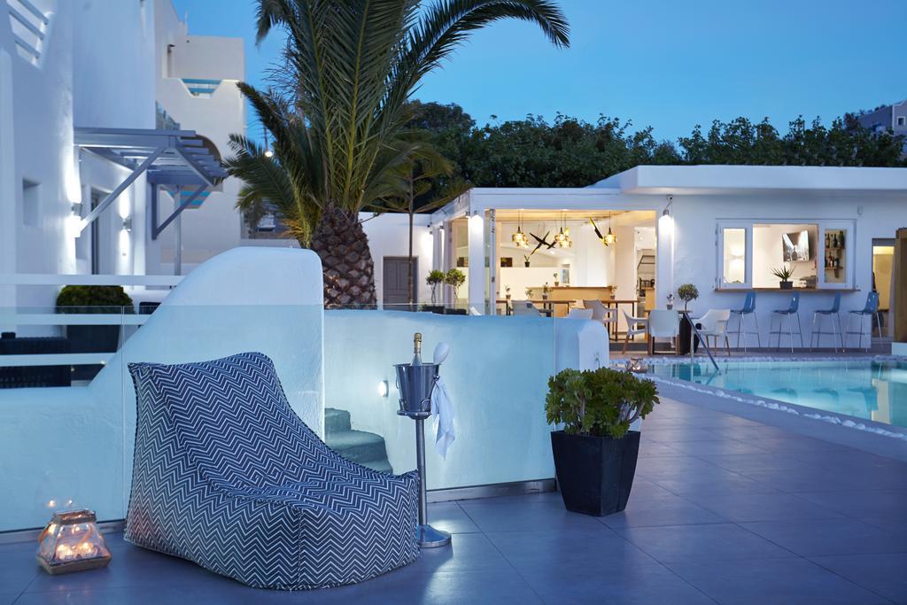 Callia Retreat Suites - Adults Only Fira  Exterior foto