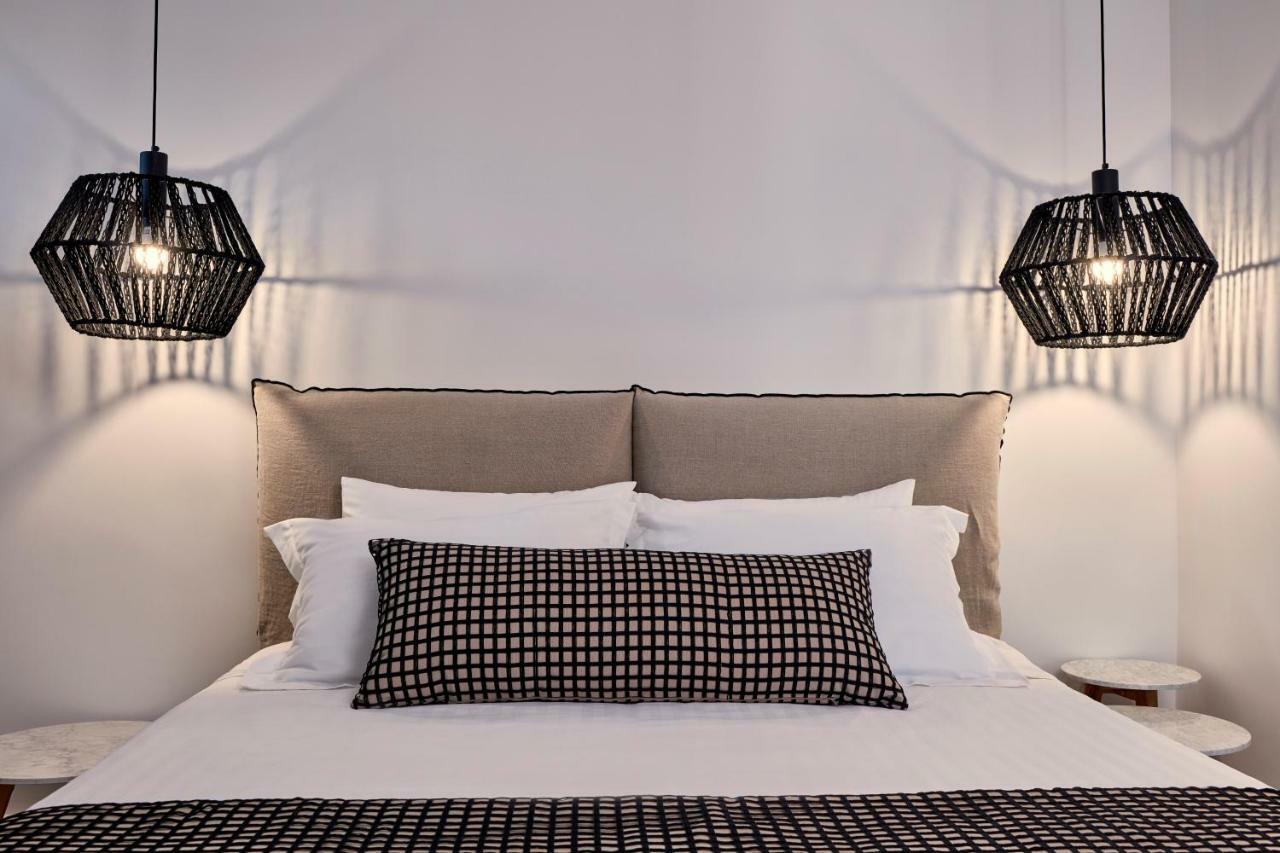 Callia Retreat Suites - Adults Only Fira  Exterior foto
